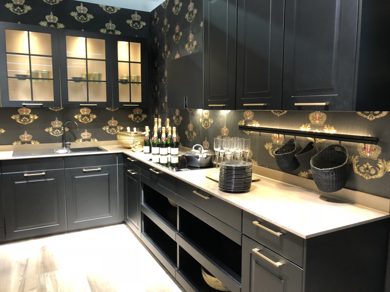 20 Outdated Kitchen Trends That Everyone is Ready to See Go