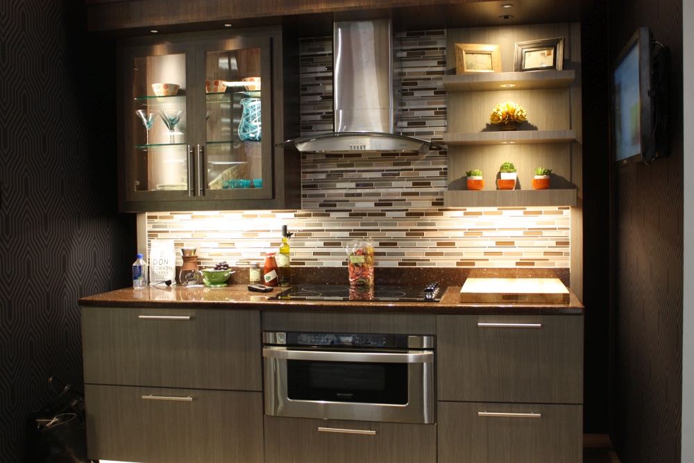 Marble veneer kitchen