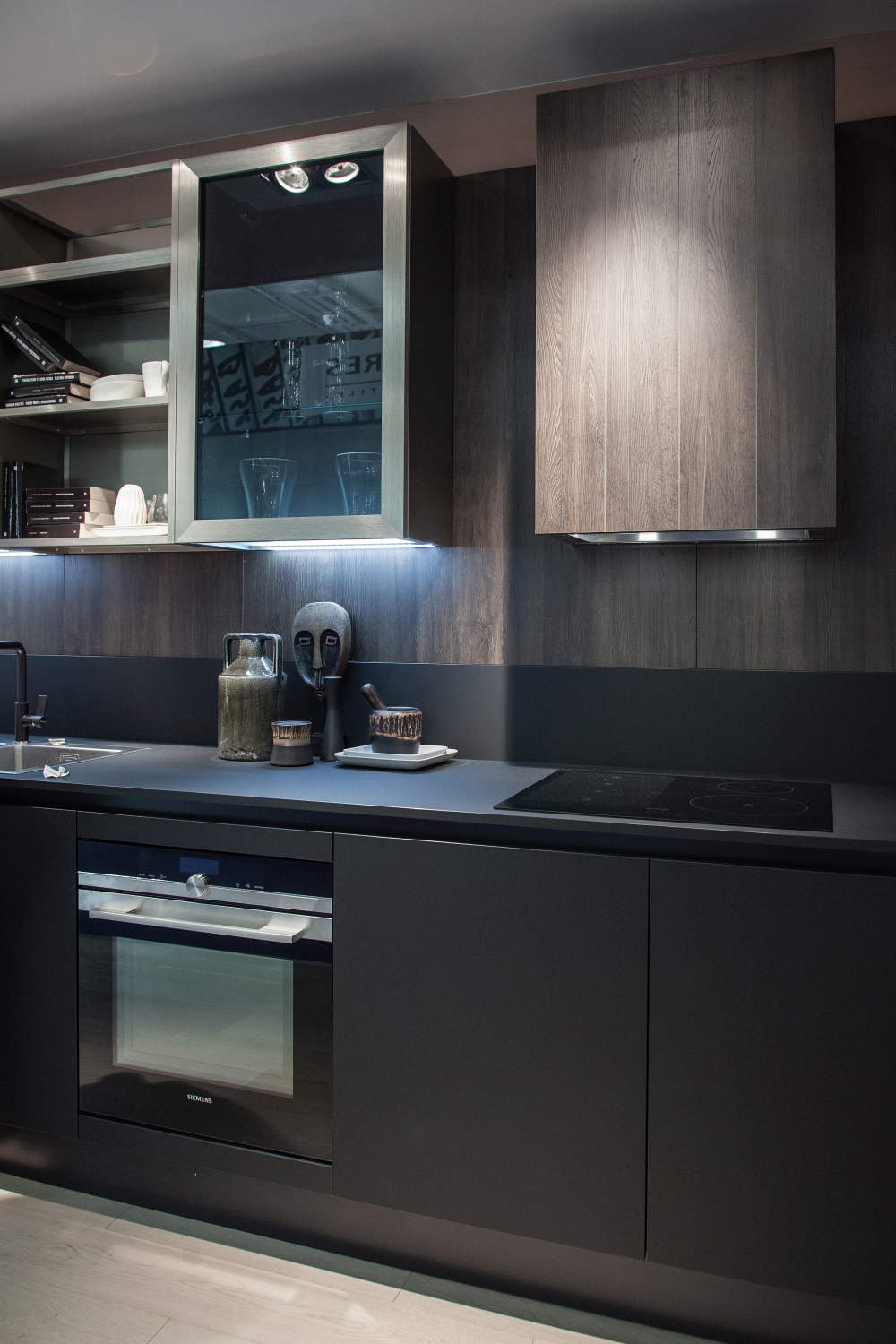 Hidden Function Seamless Form Kitchen Design Layout