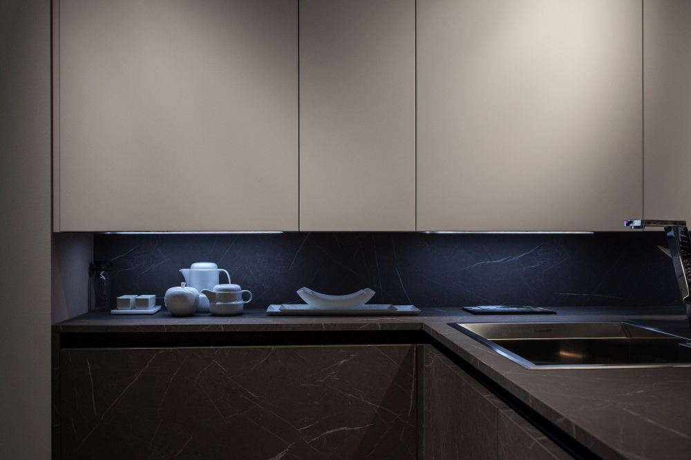 Hidden Function Seamless Form Kitchen Design Layout