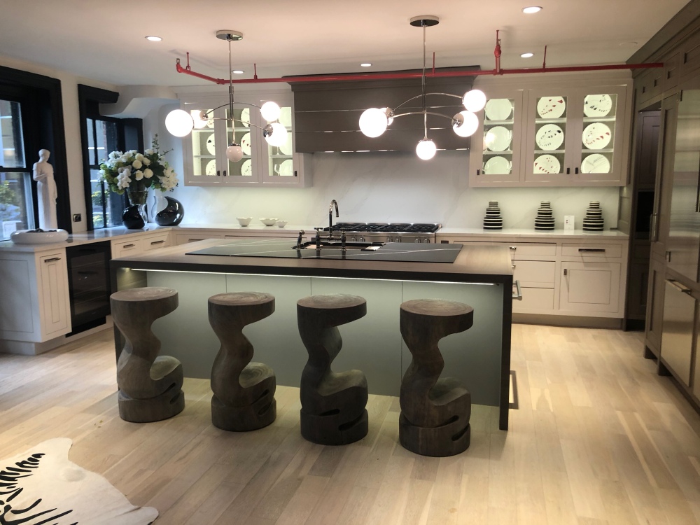 Marble veneer kitchen