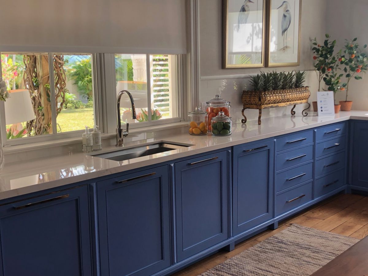 Soft Beige Warm Wood