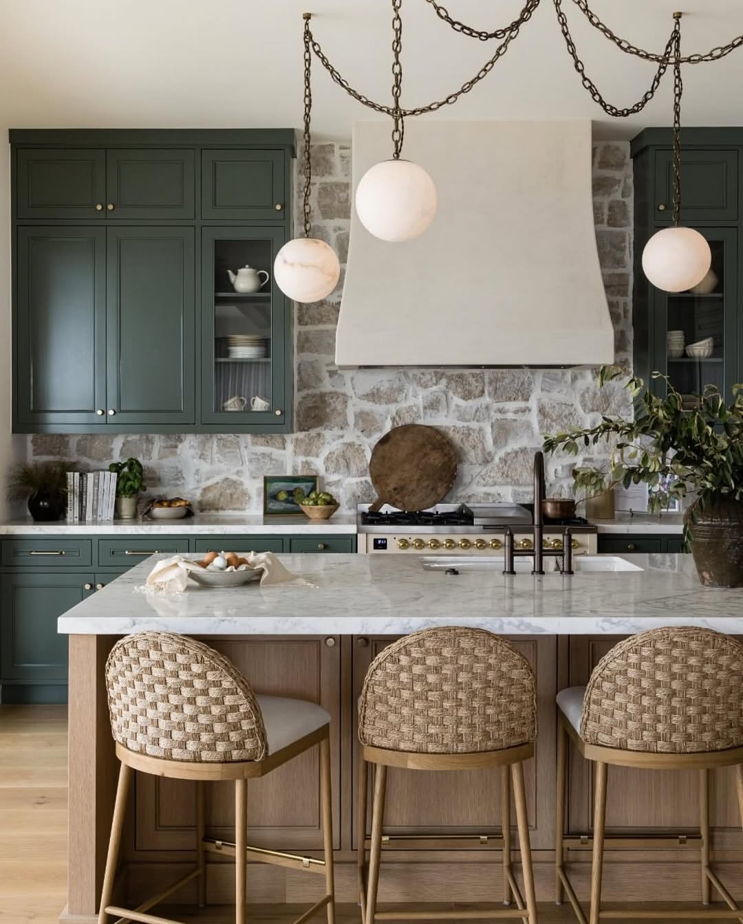 Soft Beige Warm Wood