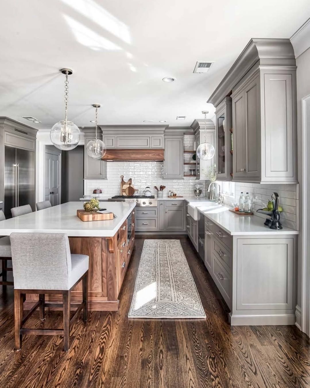 Soft Beige Warm Wood