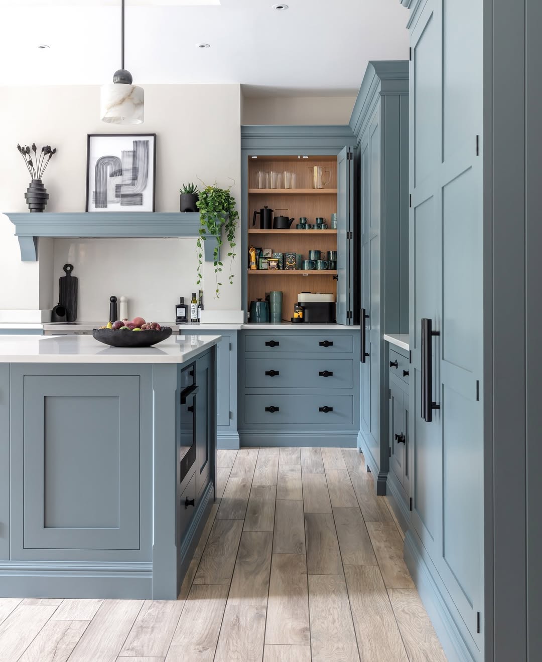 Soft Beige Warm Wood