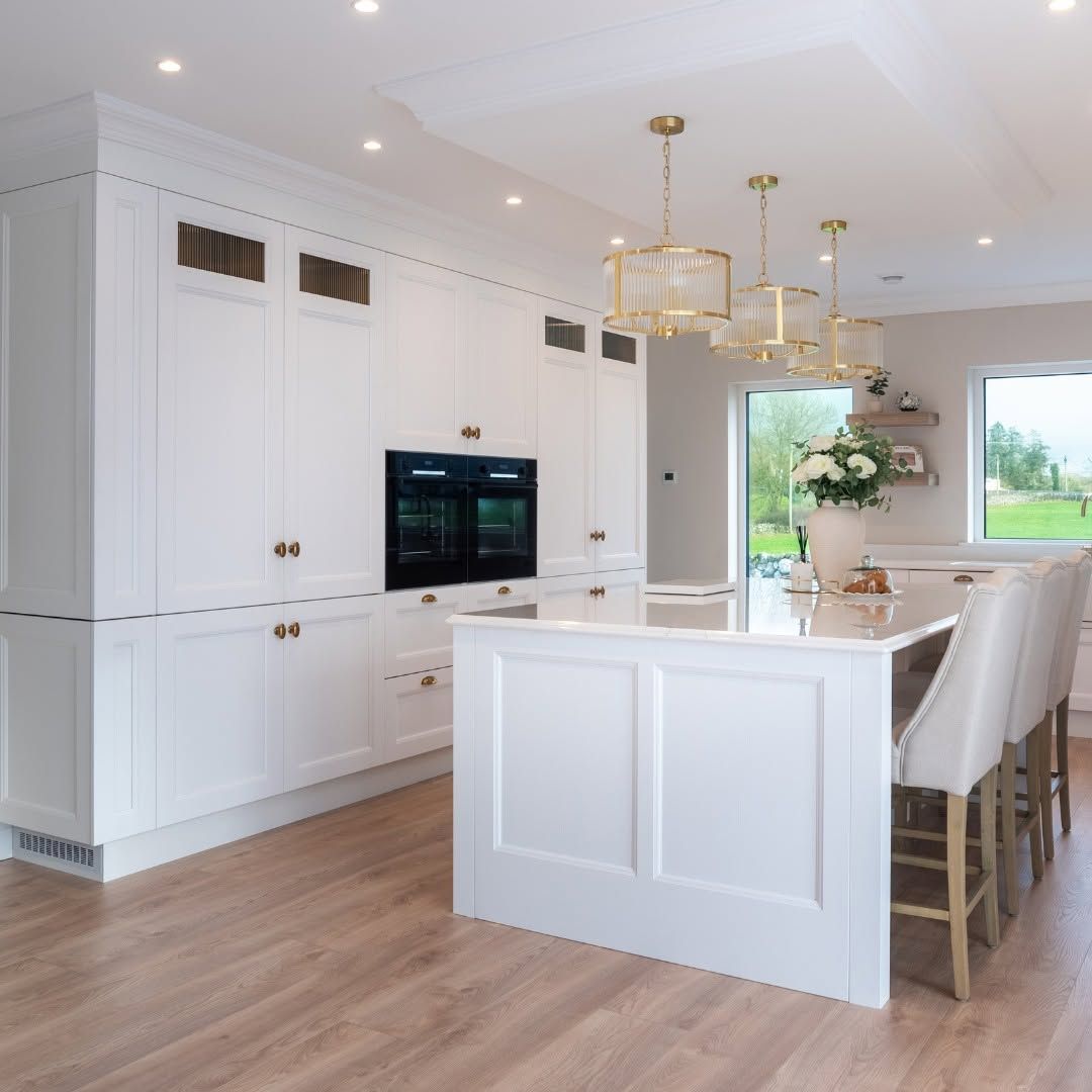 25 White Kitchen Designs No One Shares Because Once You See One Done Right, Trends Stop Mattering