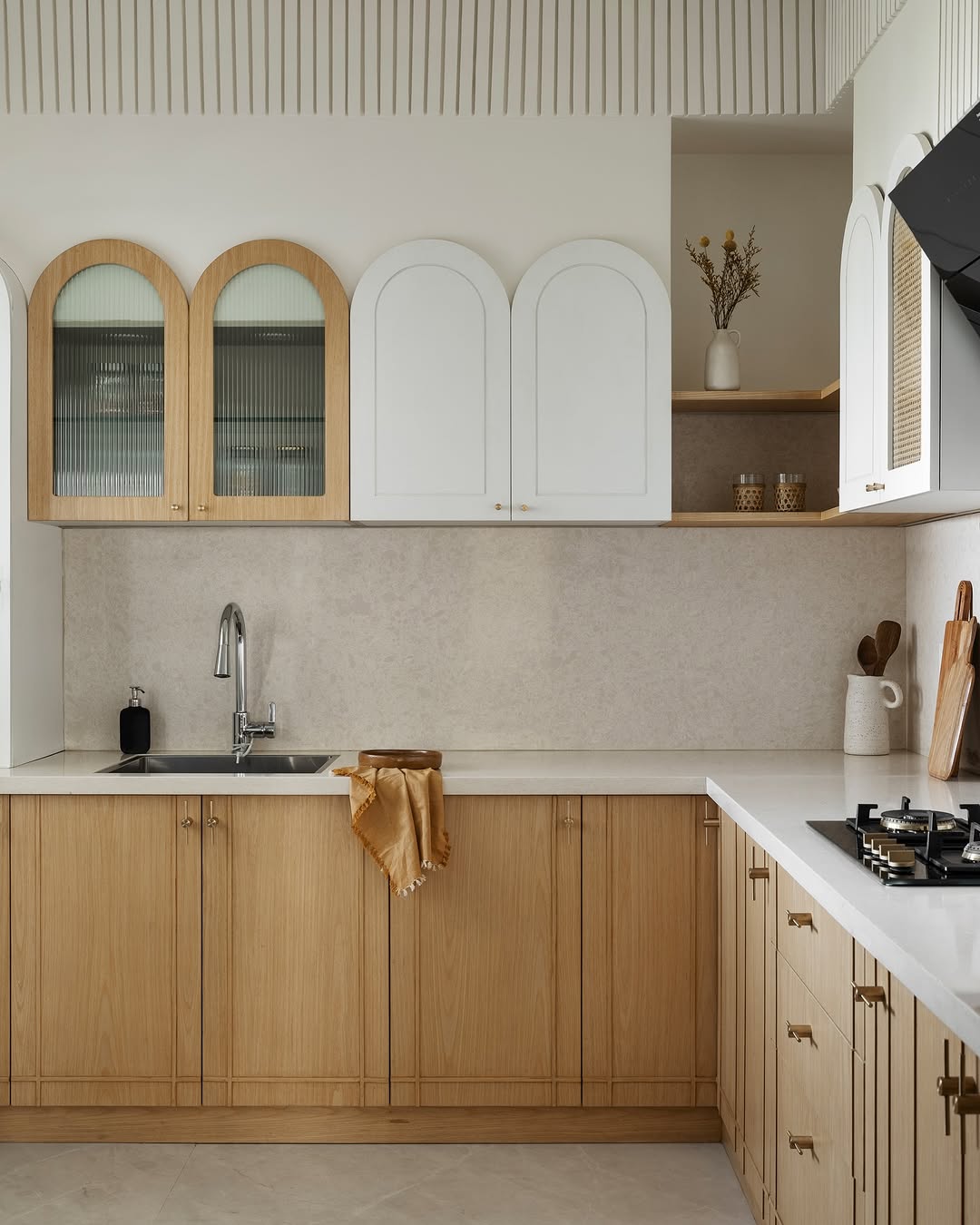 Soft Beige Warm Wood