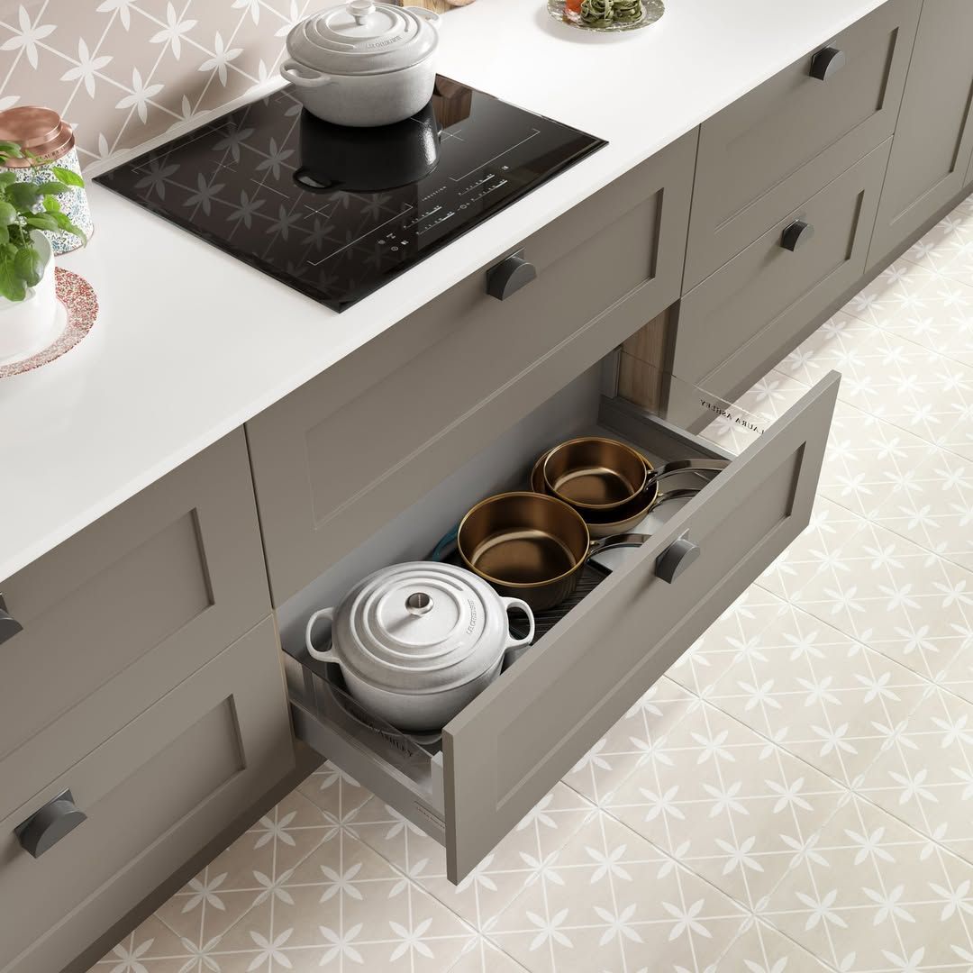 Deep Drawer Storage That Replaces Upper Cabinets