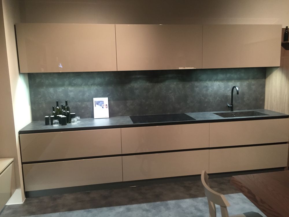 8 Kitchen Cabinet Details I’m Choosing Instead of Shaker Doors