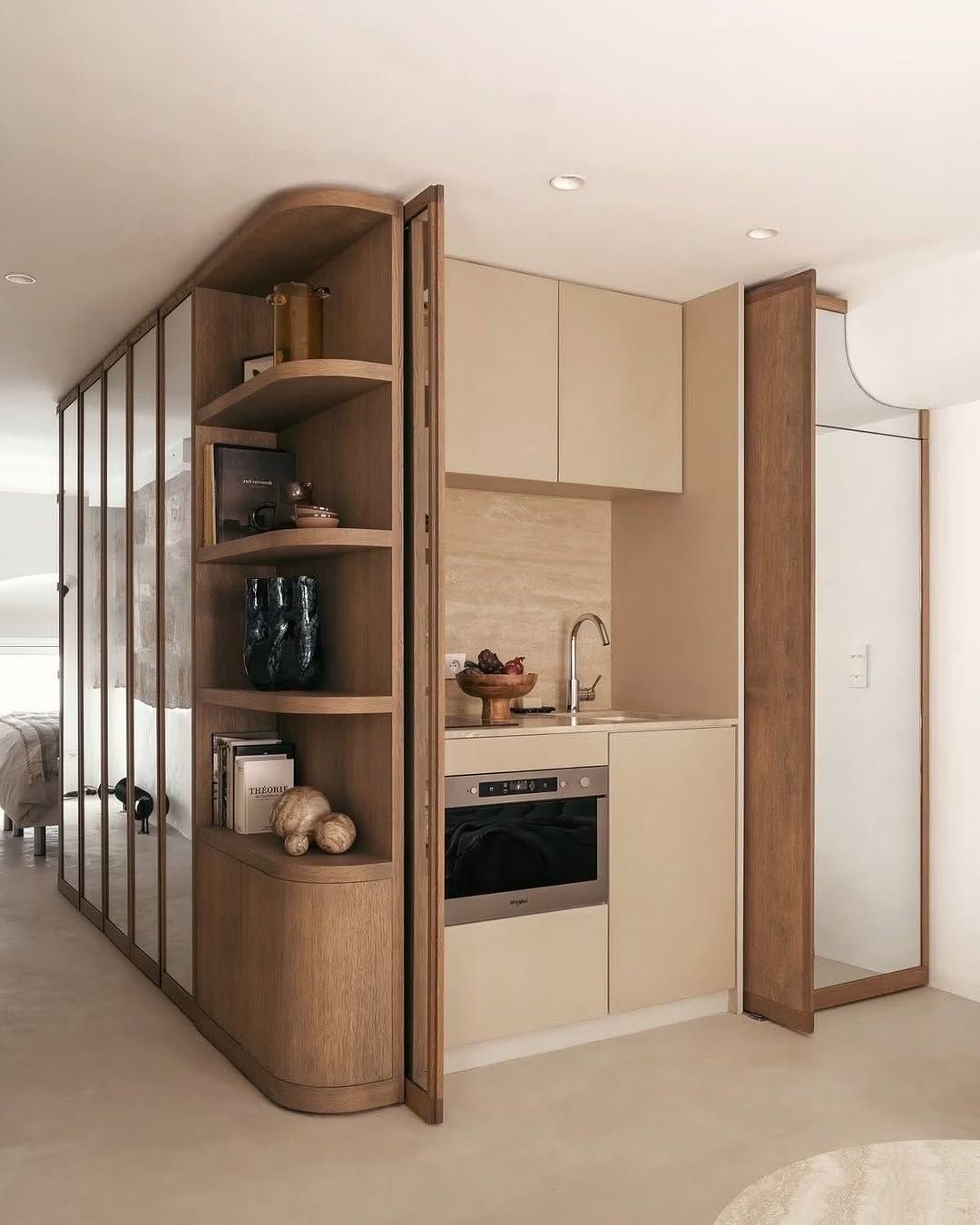 These Small Kitchenettes Keep Showing Up in Homes That Use Space Better Than Square Footage