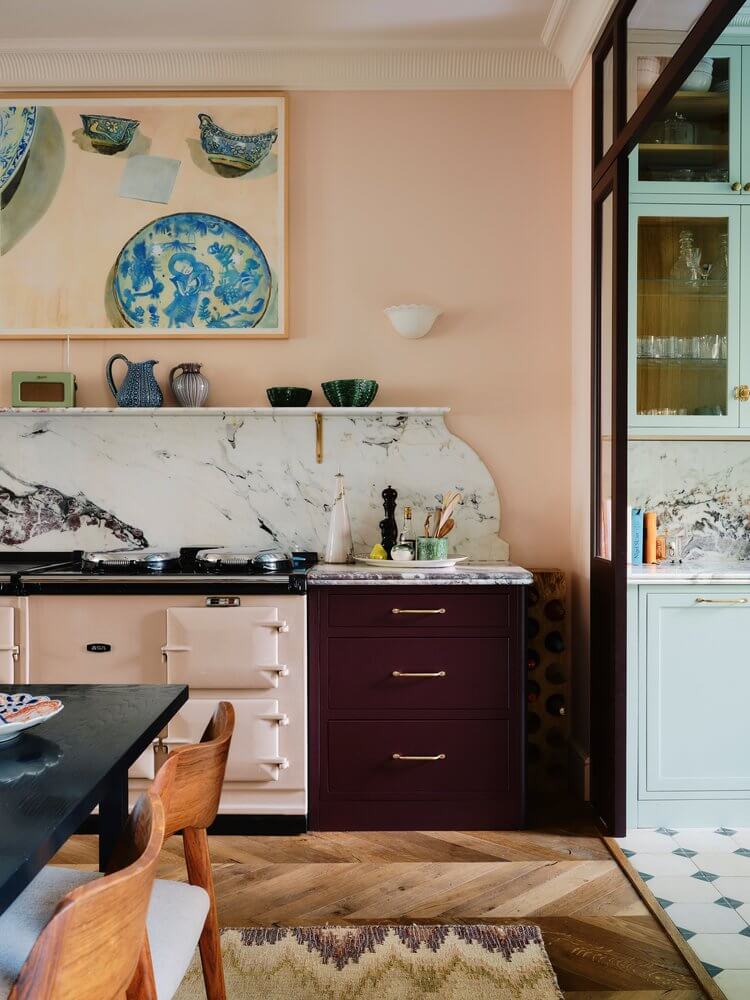 Stone limited to the cooking zone